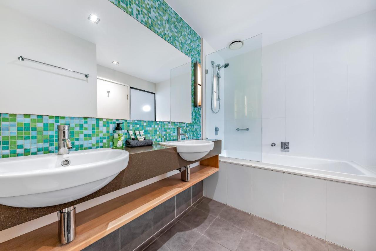 Seas The Day At The Marina Airlie Beach Exterior foto